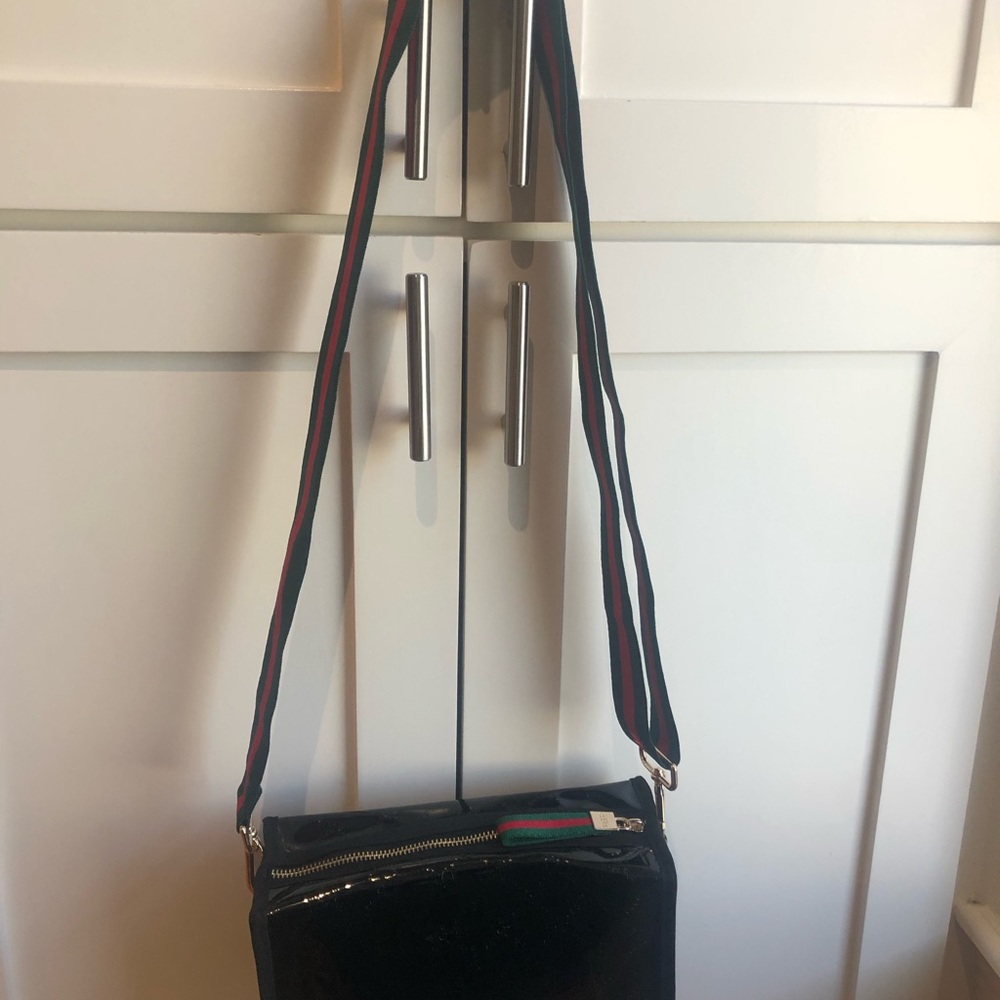 - Gucci cosmetic bag - Picture 4 of 10